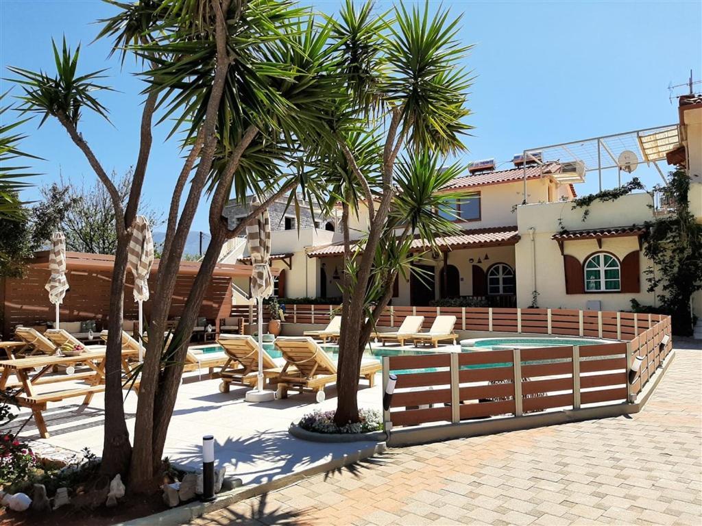 Athina Apartments Stoúpa Exterior foto